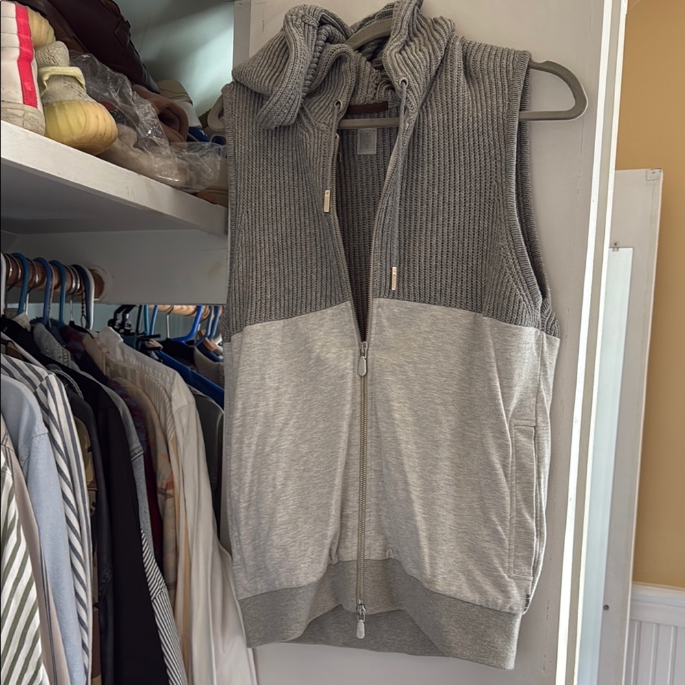 Eleventy Gray Zip Up Sweater Vest